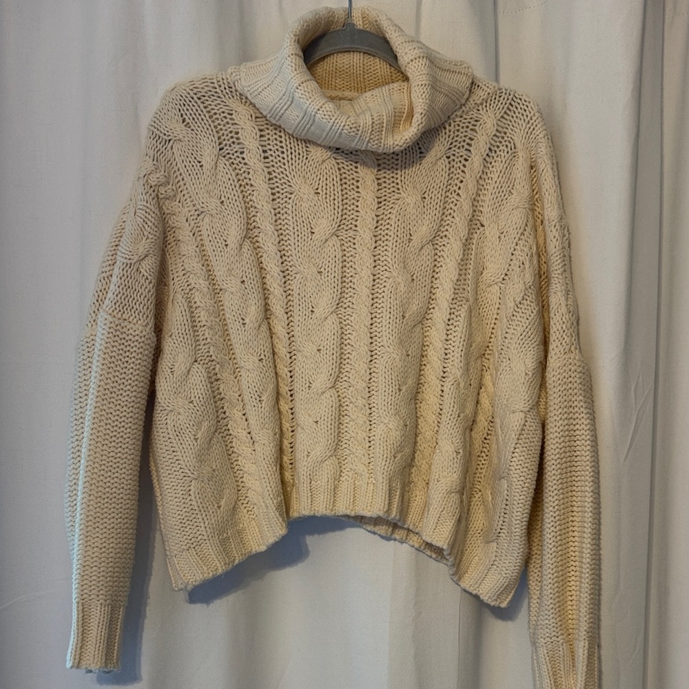 Love Tree Cable Knit Turtleneck Sweater - Cream